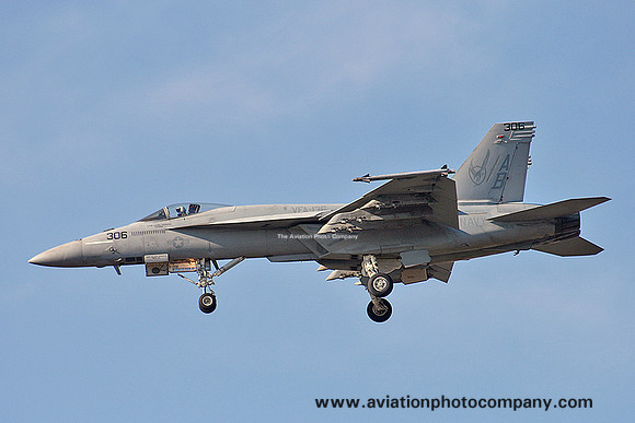 US Navy VFA-136 McDonnell Douglas F/A-18E Super Hornet 166826/AB-306 at NAS Oceana (2016)