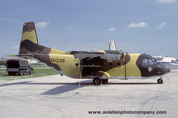 Spanish Air Force Ala 35 CASA C.212-100 Aviocar T.12B-36/35-09 (1987)