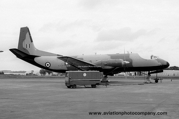 RAF 52 Squadron Avro Andover C.1 XS606 (1966)