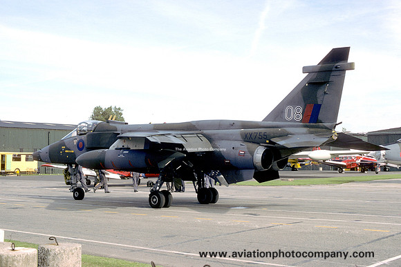 RAF 226 OCU Sepecat Jaguar GR.1 XX755/08 (1977)