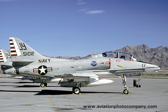 US Navy VC-12 Douglas TA-4J Skyhawk 155102/JY-17 (1980)
