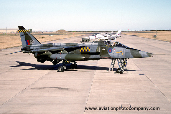RAF 54 Squadron Sepecat Jaguar GR.1 XZ391/GM (1994)