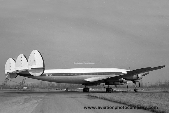 Lockheed L-1049H Super Constellation N566E (1972)