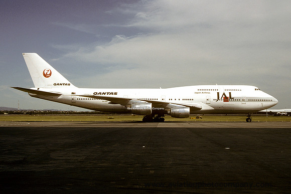 Japan Airlines (leased from Qantas) Boeing 747-338 VH-EBX (1993)