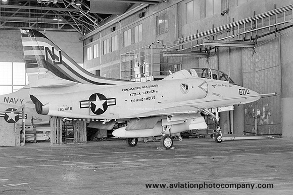 US Navy CVWR-12 Douglas TA-4F Skyhawk 153468/NJ-600 (1969)