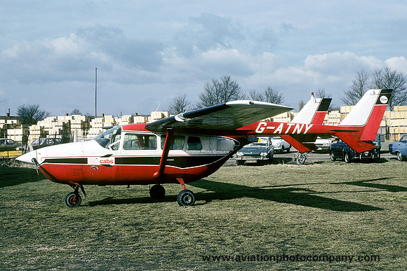 Skycabs Cessna 337A Super Skymaster G-ATNY (1979)