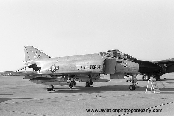 USAF AFFTC McDonnell F-4C Phantom 64-0727 at Edwards AFB (1974)