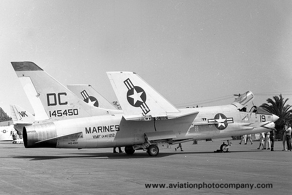 US Marines VMF(AW)-122 Chance F-8B Crusader 145450/DC-19 (1965)