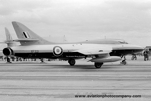 RAE Hawker Hunter T.7 XF321 (1976)