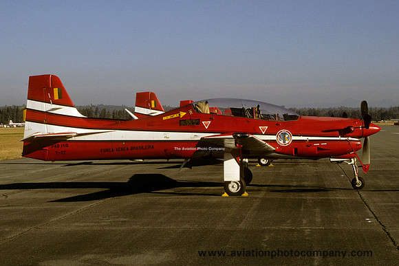 Brazilian Air Force Embraer T-27 Tucano 1416 (1987)