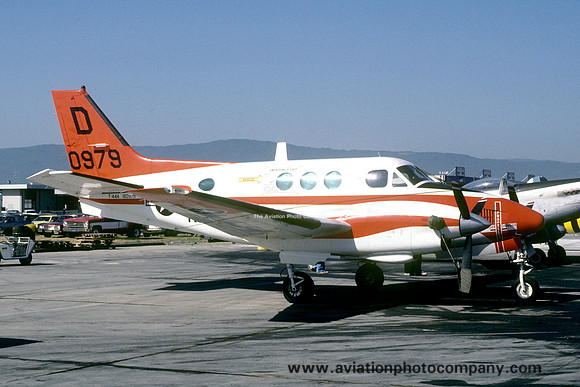 US Navy TW-4 Beech T-44A Pegasus 160979/D at NAS Moffett Field (1980)