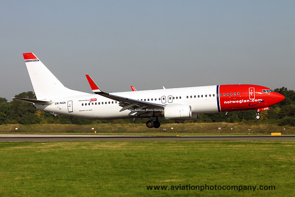 Norwegian Air Shuttle Boeing 737-800 LN-NGK at Manchester (2013)