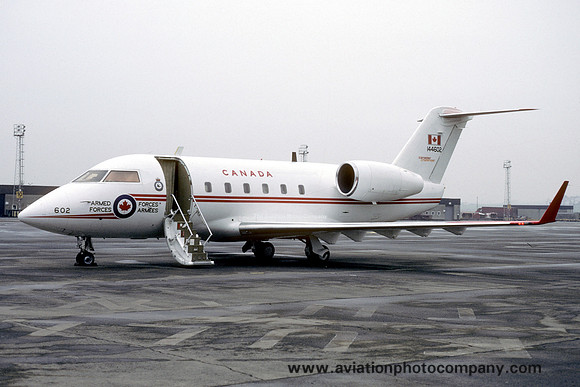 Canadian Armed Forces 412 Squadron Canadair CL-600S 144602 at Prestwick (1987)