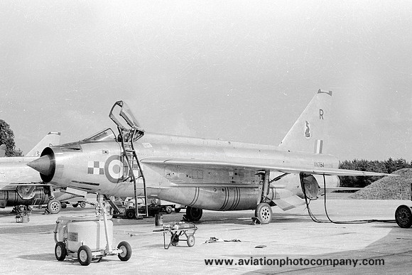 RAF 19 Squadron English Electric Lightning F.2A XN764/R (1970)