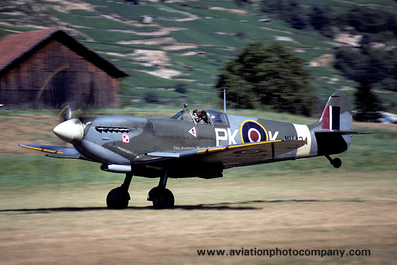 Supermarine Spitfire G-ASJV/MH434 (1998)