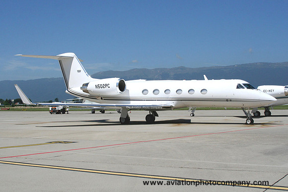 Pepsico Gulfstream IV SP N502PC at Genenva (2008)