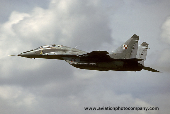 Polish Air Force Mikoyan MiG-29UB 64 (1997)