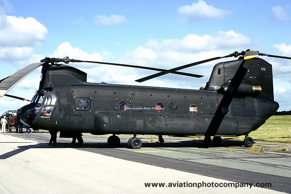 US Army 180th Aviation Company Vertol CH-47C Chinook 68-15865 (1980)