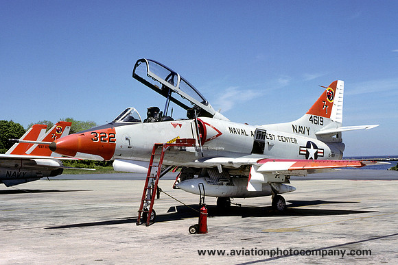 US Navy NATC Douglas TA-4J  Skyhawk154619/7T-322 (1981)