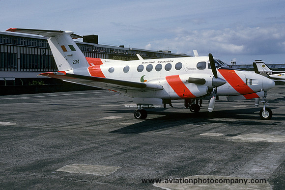 Irish Air Corps Maritime Squadron Beech King Air 200 234 at Prestwick (1989)