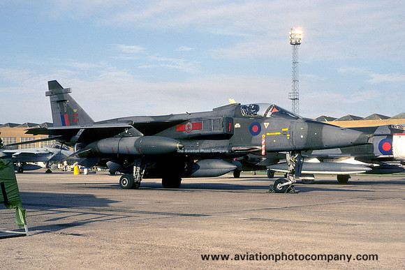 RAF 41 Squadron Sepecat Jaguar GR.1 XZ361/Y (1978)