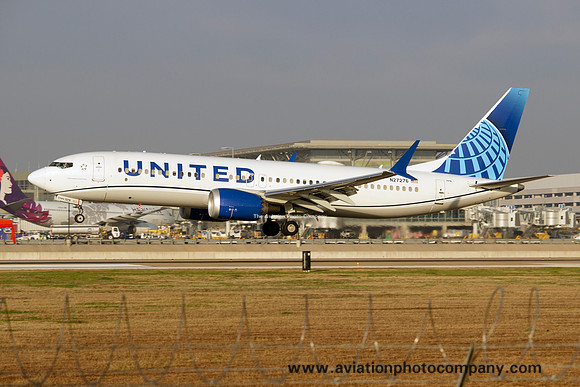 United Airlines Boeing 737-8 N27276 at Austin (2024)