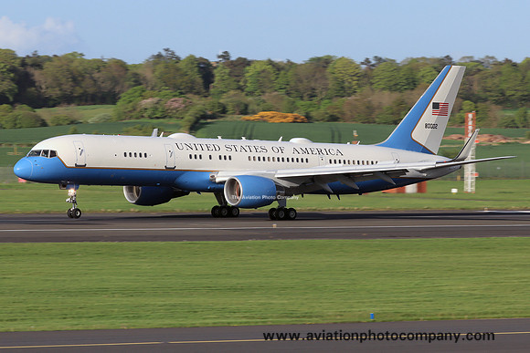USAF 89 AW 1 AS Boeing C-32A 98-0002 at Prestwick (2023)