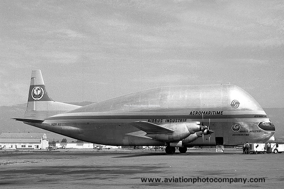 Aeromaritime/Airbus Boeing 377 Guppy N211AS (1971)