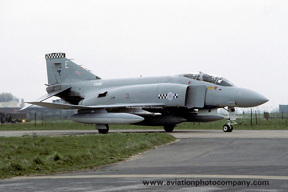 RAF 43 Squadron McDonnell F-4K Phantom FG.1 XV581/E (1983)