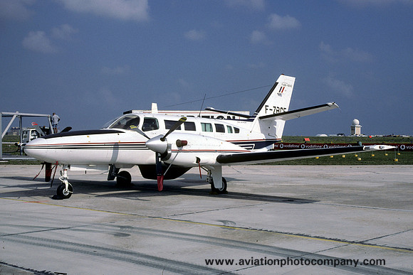 French Douanes Reims/Cessna F406 Caravan II F-ZBCE at Malta Luqa IAP (2003)