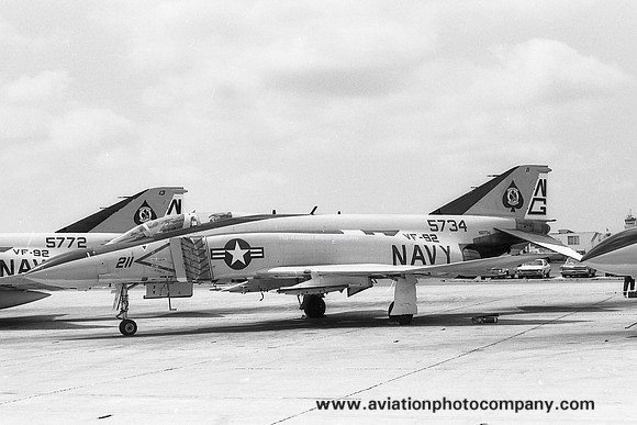 US Navy VF-92 McDonnell F-4J Phantom 155734/NG-211 (1975)