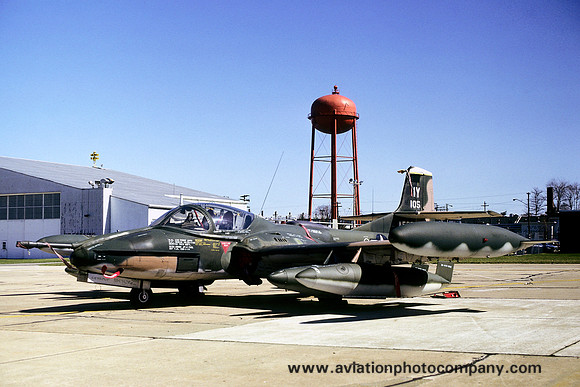 USAF AFRes 757 TFS Cessna A-37B Dragonfly 73-1105/IY (1979)