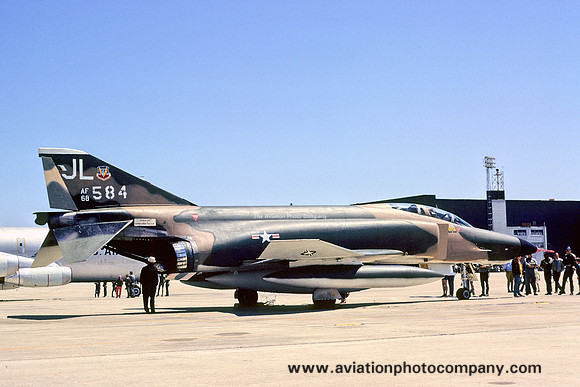 USAF 363 TRW 33 TRTS McDonnell RF-4C 68-0584/JL (1971)