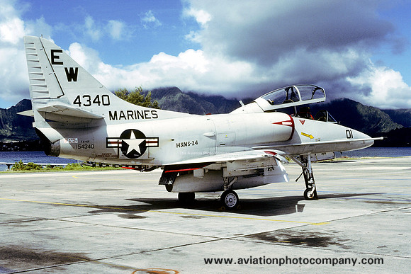 US Marines H&MS-24 Douglas TA-4F Skyhawk 154340/EW-01 (1979)