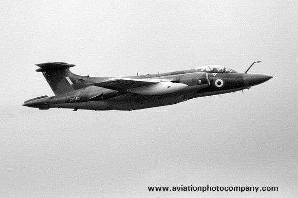 RAF Blackburn Buccaneeer S.2 XV350 (1974)