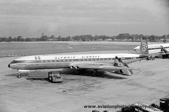 Olympic Airways De Havilland Comet 4B G-ARDI