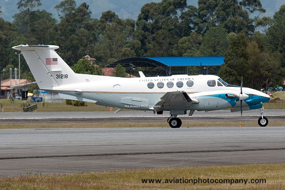 US Embassy Flight Beech C-12C 73-1218 (2013)