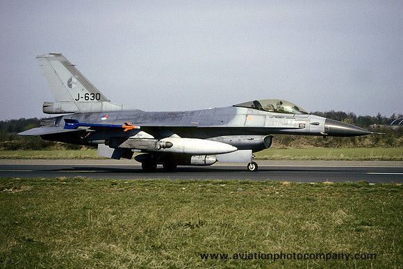 Dutch Air Force 306 Squadron GD F-16A Fighting Falcon J-630 (1999)