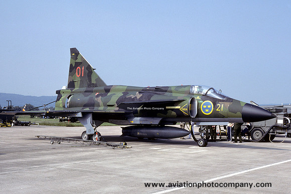 Swedish Air Force F21 SAAB Viggen JA-37 37304/01 (1986)