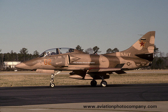 US Navy VC-8 Douglas TA-4J Skyhawk 153525/02 (2002)