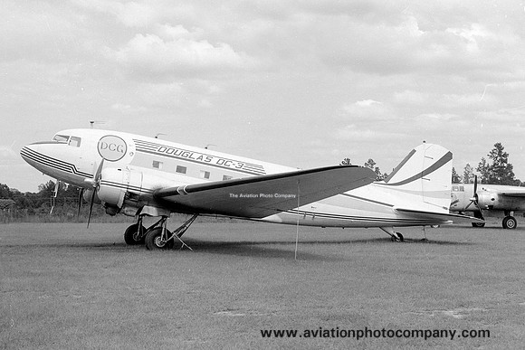 US Civil Douglas DC-3 Dakota N728G (1985)