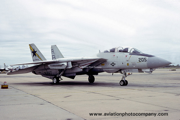 US Navy VF-33 Grumman F-14A Tomcat 159589/AB-205 (1984)