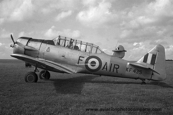 RAF 2 FTS North American Harvard T.2 KF435/F-AIR