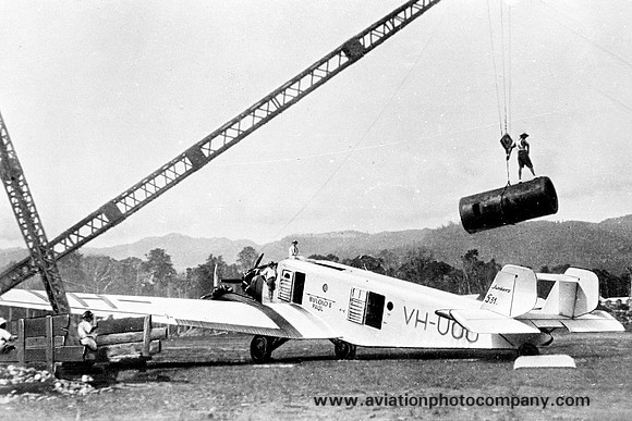Bulolot Paul Junkers G-31 VH-UOO