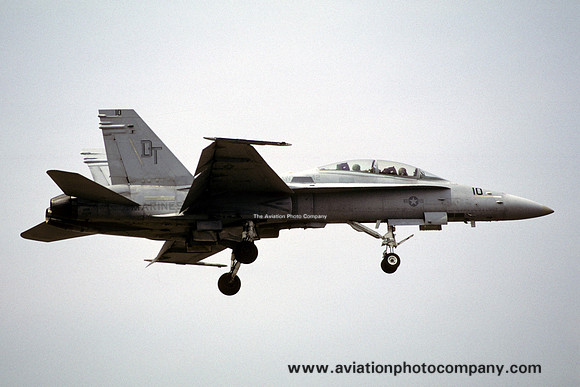 US Marines VMFA(AW)-242 McDonnell Douglas F/A-18D Hornet 164683/DT-10 (2003)