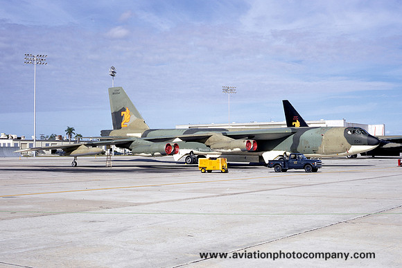 USAF 2nd Air Force Boeing B-52H 60-0041 (1971)