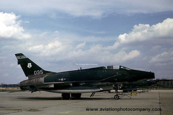 USAF Ohio ANG 112 TFS North American F-100D Super Sabre 56-3035 (1979)