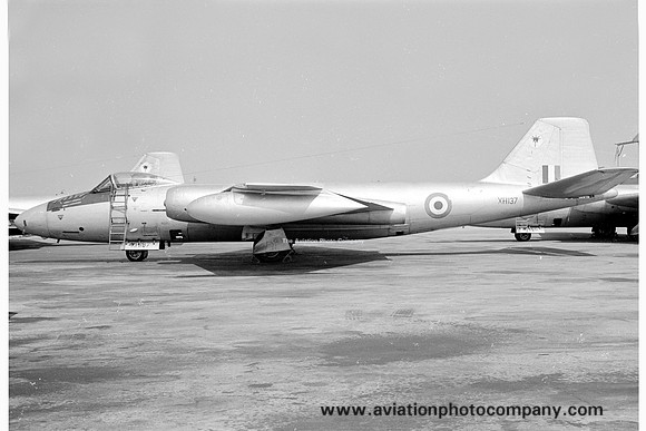 RAF 13 Squadron English Electric Canberra PR.9 XH137