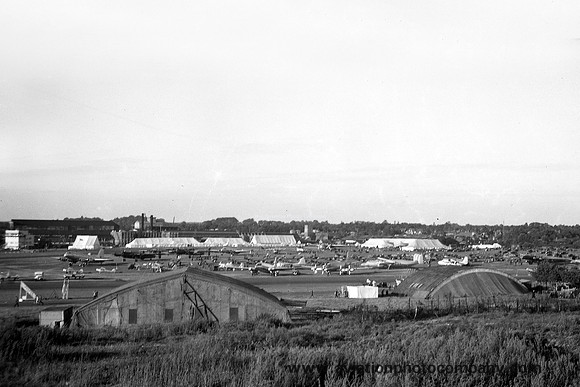 SBAC Airshow at Radlett (1947)