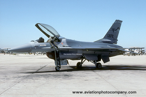 USAF Montana ANG 186 FS General Dynamics F-16A Fighting Falcon 82-0972 (1992)